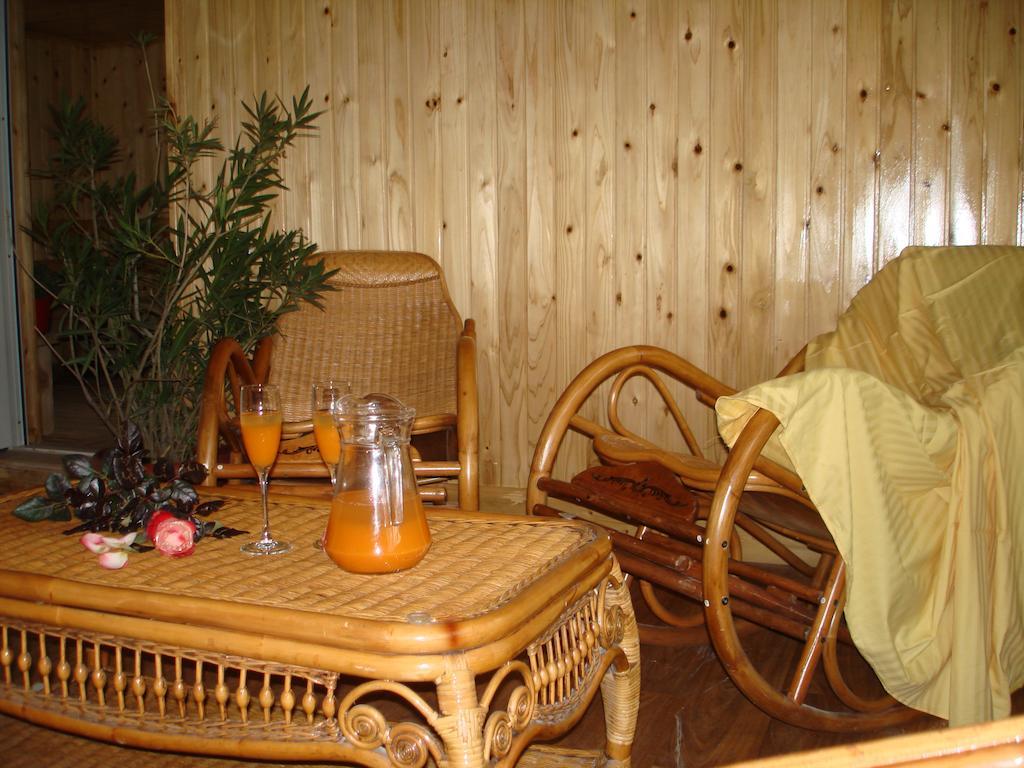Amir Hotel Karakol Exterior photo